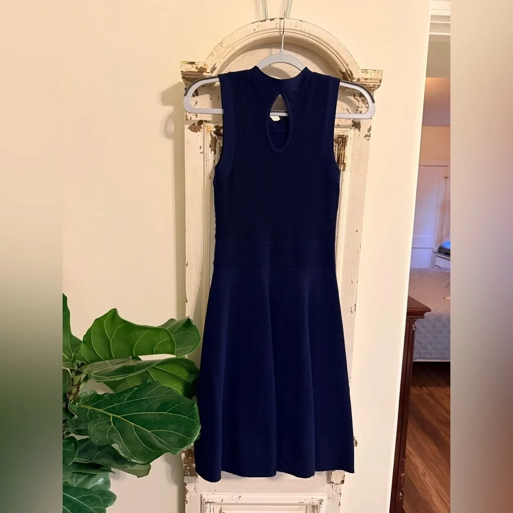Excellent Condition Michael Kors Dark Blue Ribbed Midi Dress Size XS